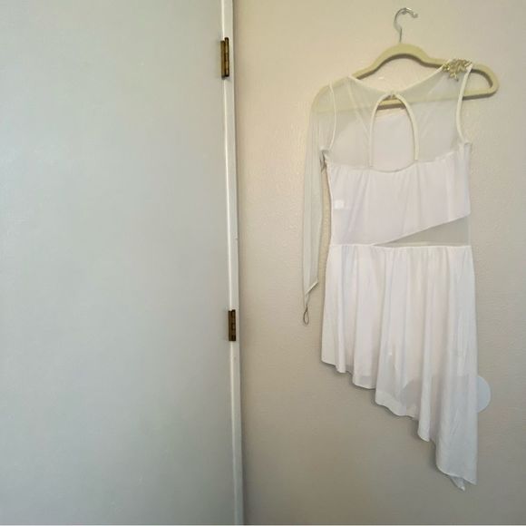Weissman dance costume LOVE ME AGAIN 10156 Asymmetrical white SA-Small adult - Picture 6 of 11